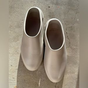 Fear of God California mule cement